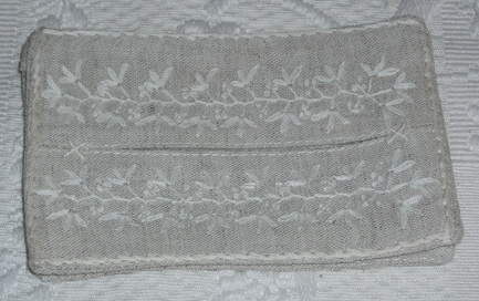 Cream White Flowers Embroidered Tissue Holder