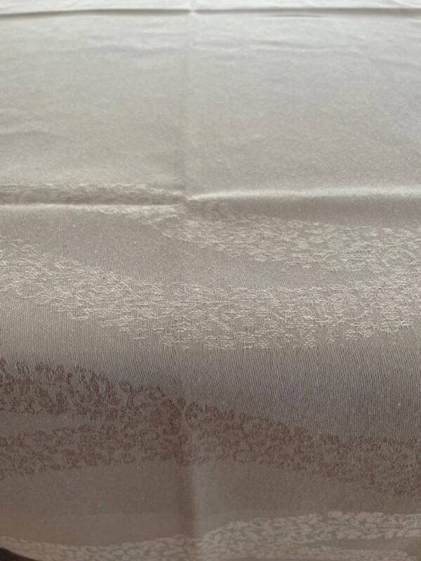 French Jacquard Tablecloth Ondine Gray - Image 5