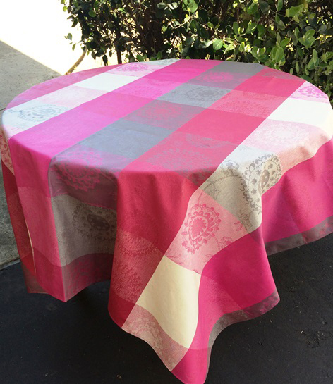A pink and white table cloth patterns