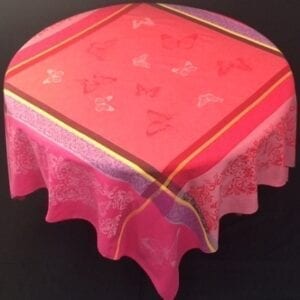 A variety of pink colors in the table cloth